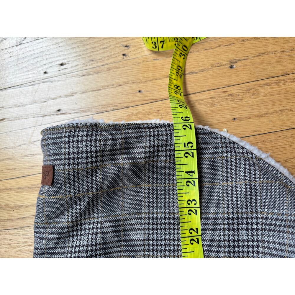 Eddie Bauer plaid sherpa-lined dog coat - Picture 5 of 6